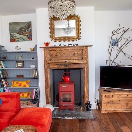 Finest Retreats - Western Watch - Sea Views, Pets Accepted, Sleeps 6 Lower Boscaswell Buitenkant foto