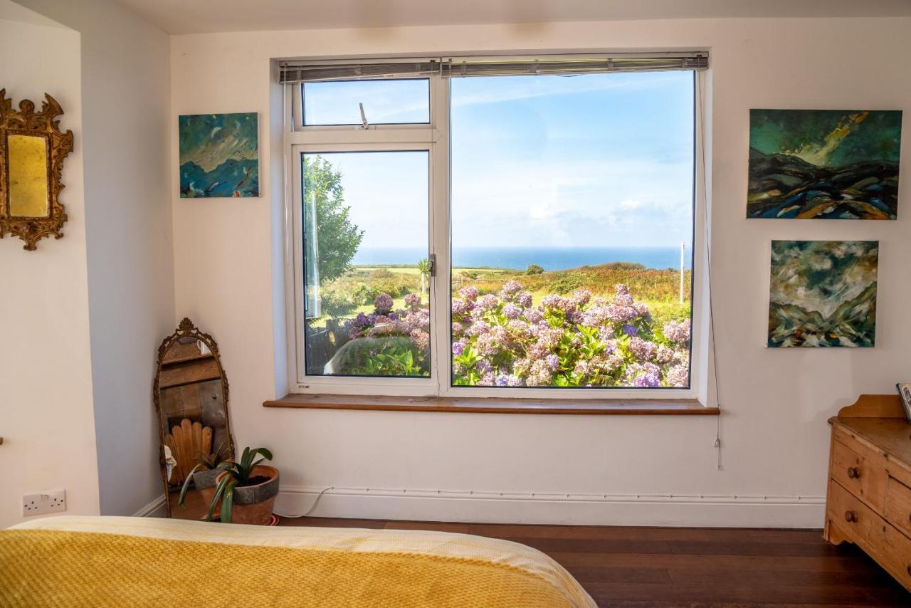 Finest Retreats - Western Watch - Sea Views, Pets Accepted, Sleeps 6 Lower Boscaswell Buitenkant foto
