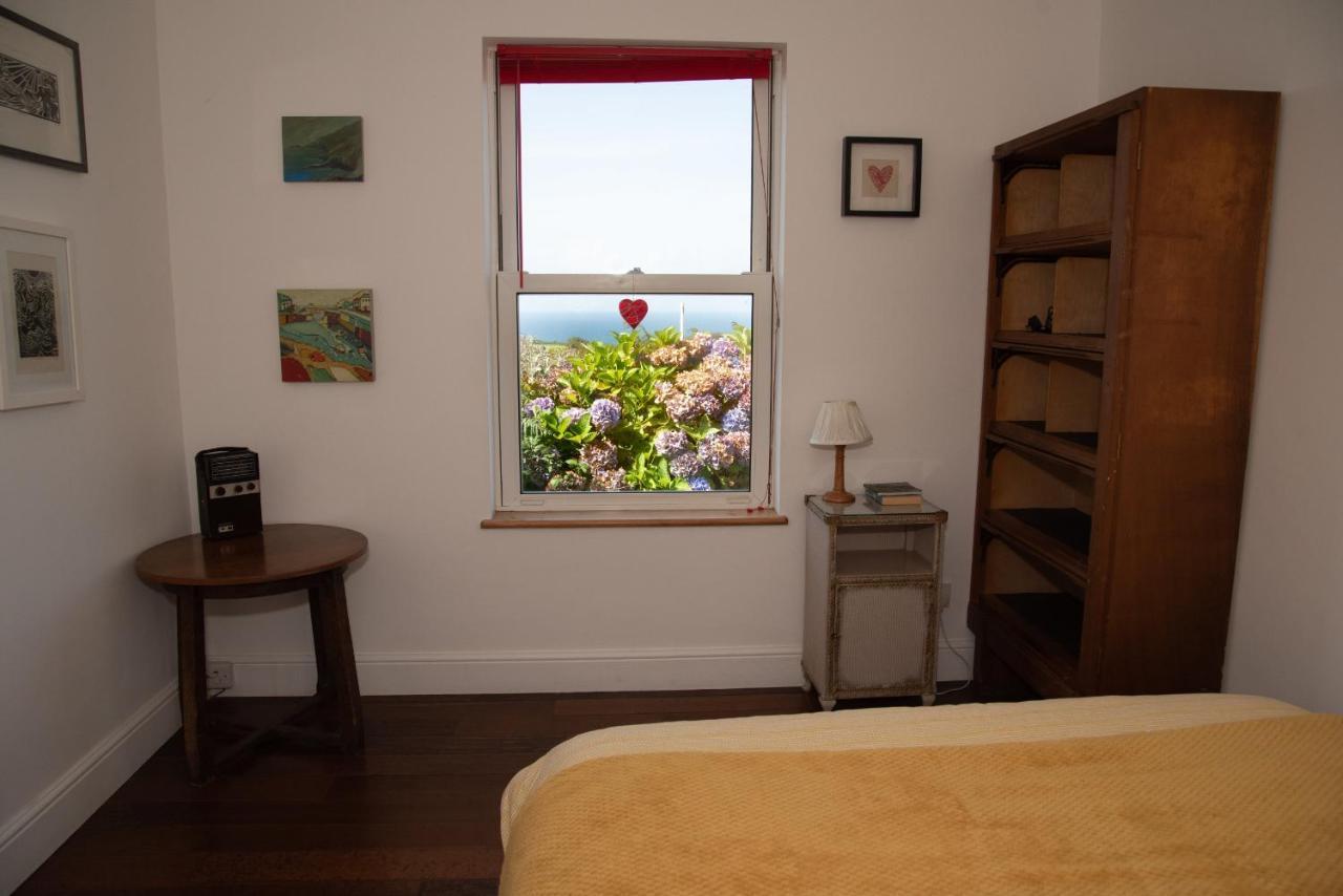 Finest Retreats - Western Watch - Sea Views, Pets Accepted, Sleeps 6 Lower Boscaswell Buitenkant foto